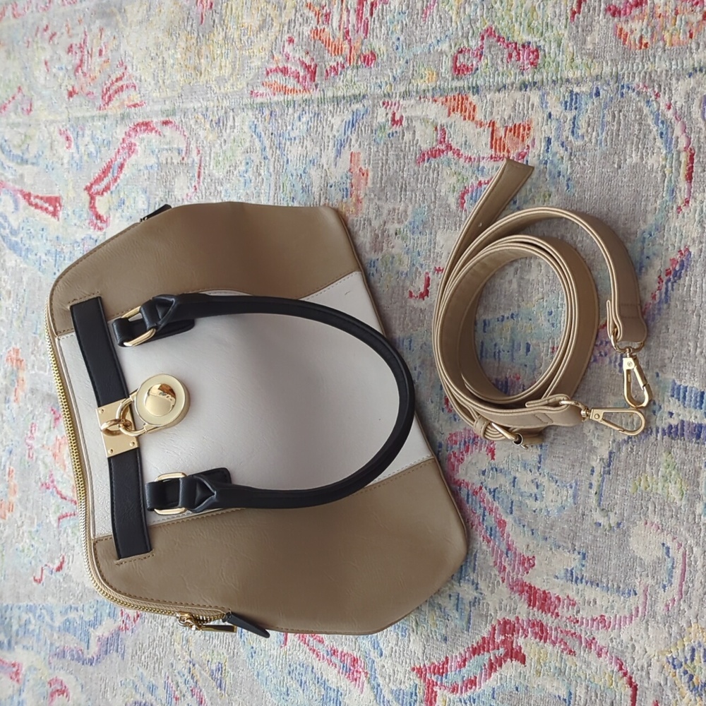 EUC satchel purse with crossbody - Charming Charlie